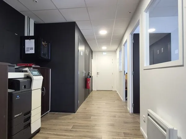 Bureaux 61 m² Auray