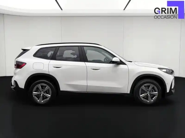 Bmw X1 sdrive 18i 136ch dkg7 — photo 3