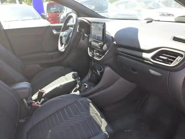 Ford Puma 1.0 flexifuel 125ch s&amp;s mhev st-line x vivid ruby edition — photo 11