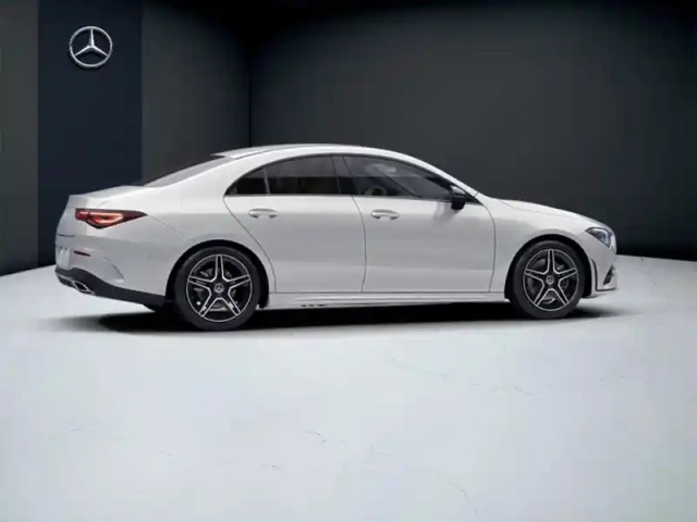 Mercedes Cla 200 d coupé amg line — photo 19