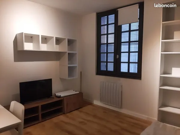 Studio 1 pièce 20 m²