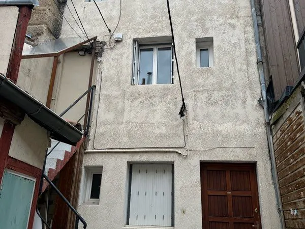 Immeuble, plein centre, 3 appartements