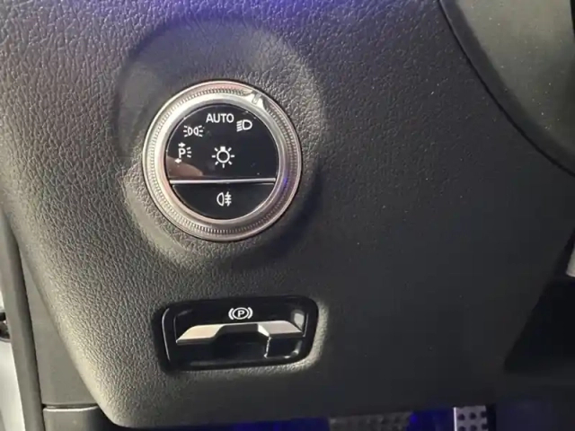 Mercedes Classe C 300 e hybrid eq berli — photo 18