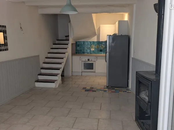 Location maison de village avec petite terrasse