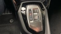 Peugeot 2008 1.2 Hybrid 145ch Style e-DCS6 — photo 28