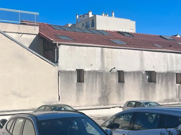Place de parking dans résidence securisée