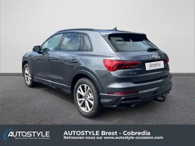 Audi Q3 35 tdi 150ch s line s tronic 7 — photo 2