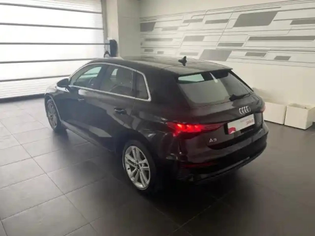 Audi A3 sportback 35 tfsi 150ch business line — photo 5