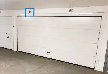 Loue place dans box double - 11m²