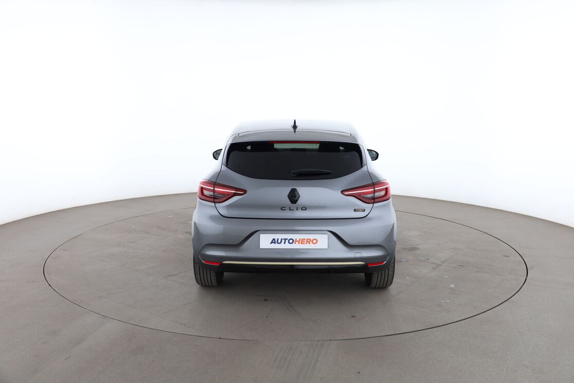 Renault Clio 1.6 E-Tech Hybride Engineered — photo 4