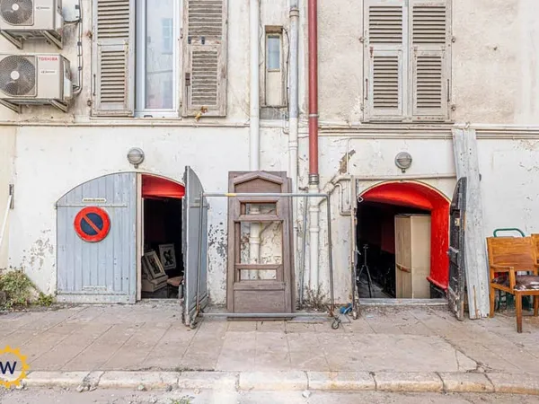 Local d'activité 80 m²