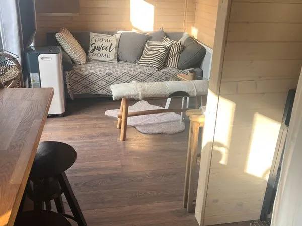 Studio avec terrasse et jardin