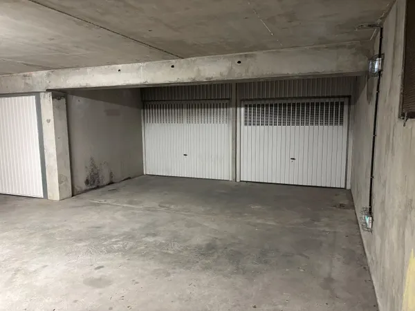 Vends parking - 14m²