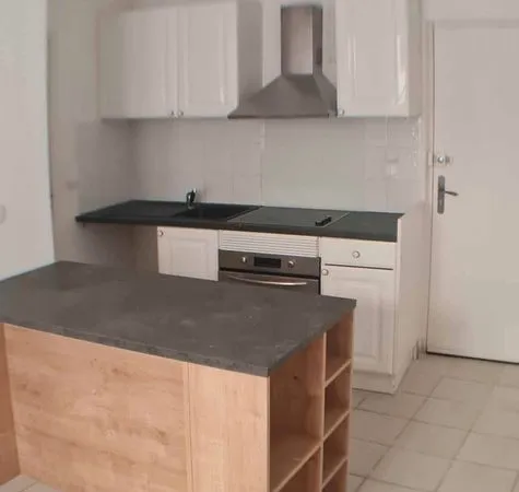 Appart T2 lumineux - Vieux centre de La Ciotat - 139 000
