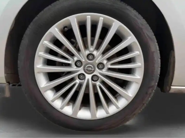 Opel Astra 1.2 turbo 130ch elegance business 7cv — photo 11