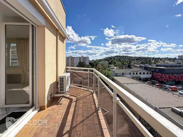 Appartement 6 pièces 115 m²