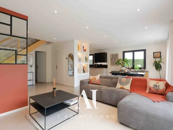 Maison Individuelle T6 Jardin - Garage et vue sur les Alpes - Co