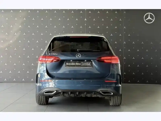 Mercedes Classe B 250 e amg line — photo 29