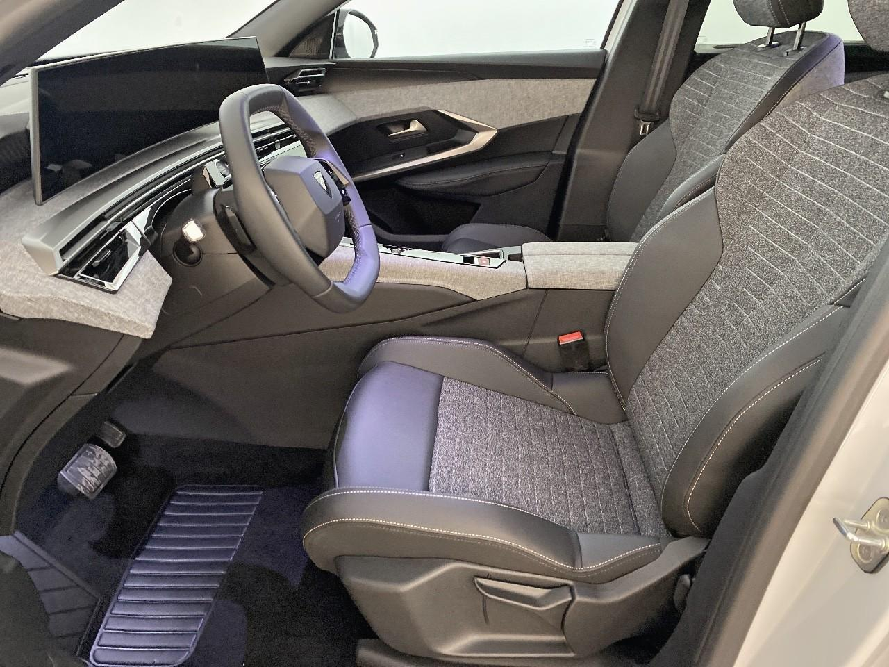 Peugeot 5008 hybrid 145 ch e-dcs6 allure — photo 9