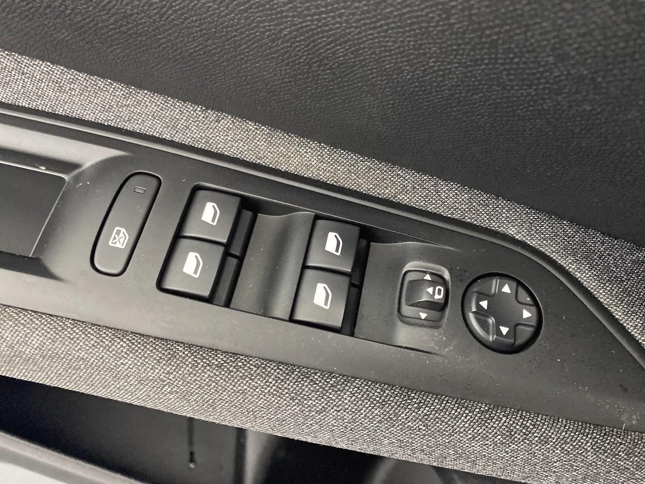 Peugeot 3008 bluehdi 130ch s&s eat8 active pack — photo 17