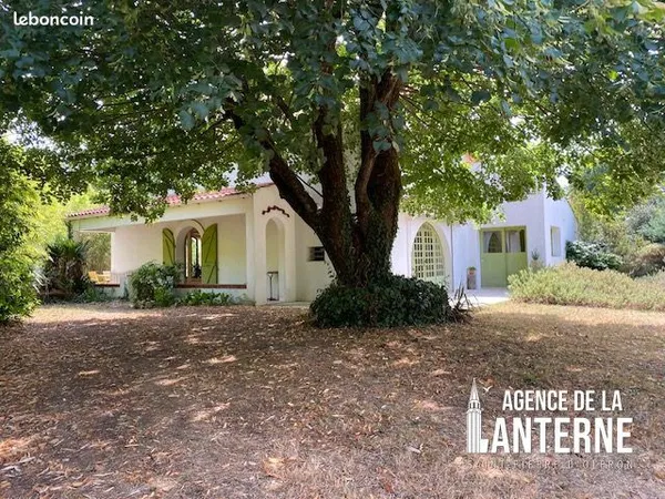 Villa 6 pièces 160 m²