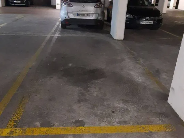 Parking 12 m²