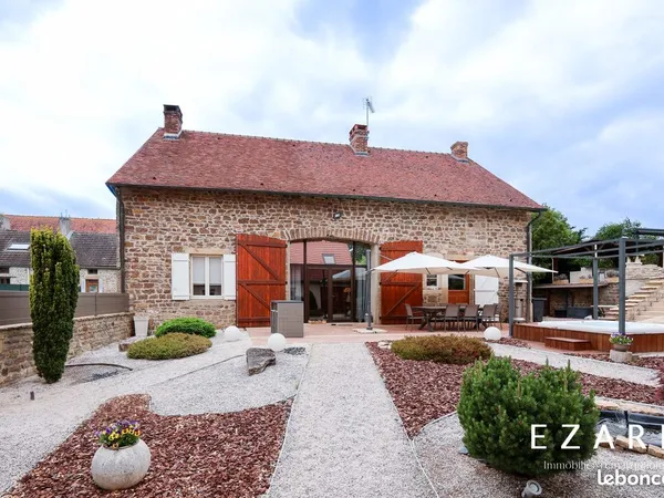 Propriété 10 pièces 300 m²