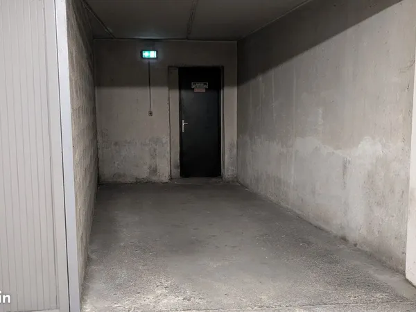 Box parking