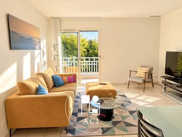 Bel appartement T3 avec terrasse Dernier étage à deux pas du centre d'Arcachon