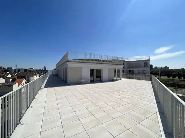Appartement 6 pièces 184 m²