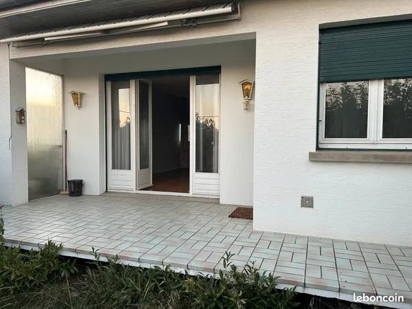 Maison villa 95 m2 sur sous-sol complet 9,22 ares de terrain secteur résidentiel et calme