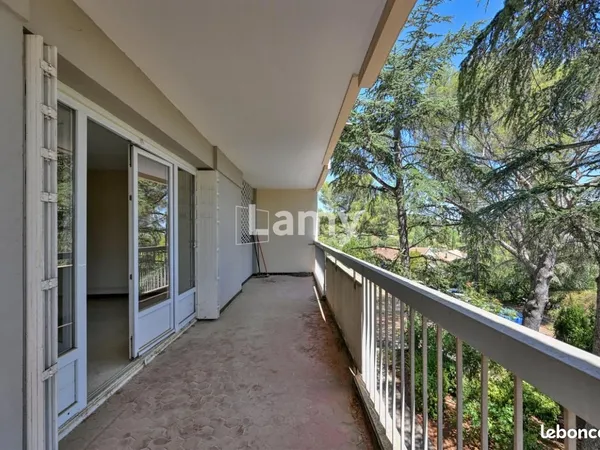 Appartement 5 pièces 82 m²