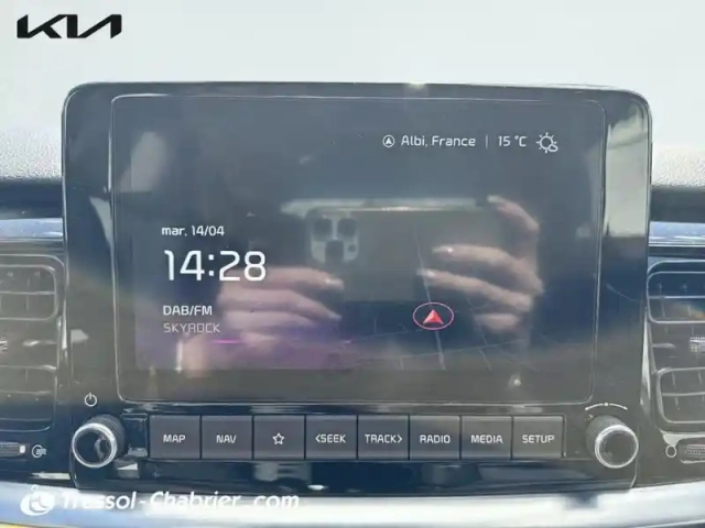 Kia Stonic 1.0 t-gdi 100 ch bvm6 active — photo 11