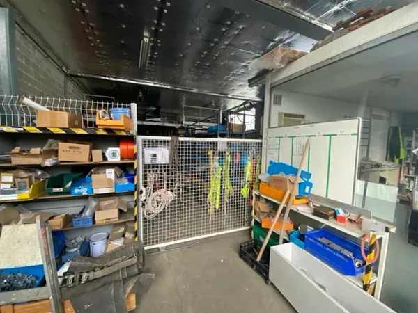 Local 1 pièce 508 m²