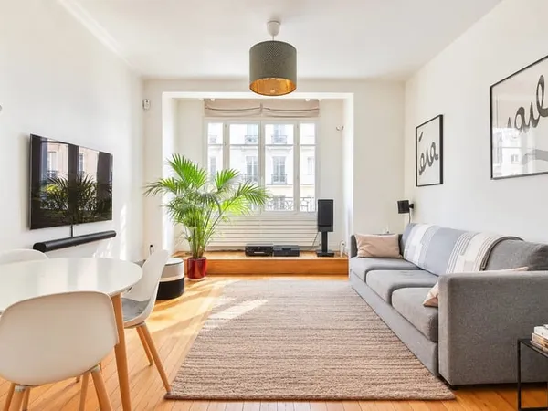 PARIS 17 EME - TOCQUEVILLE / PEREIRE - 3 PIECES, 2 CHAMBRES, 62,5 M2