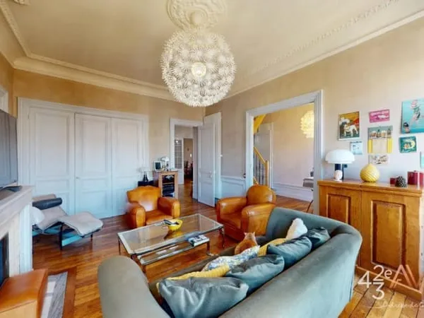Appartement familial d'exception - 130 m² - Dernier étage avec ascenseur - Centre-ville
