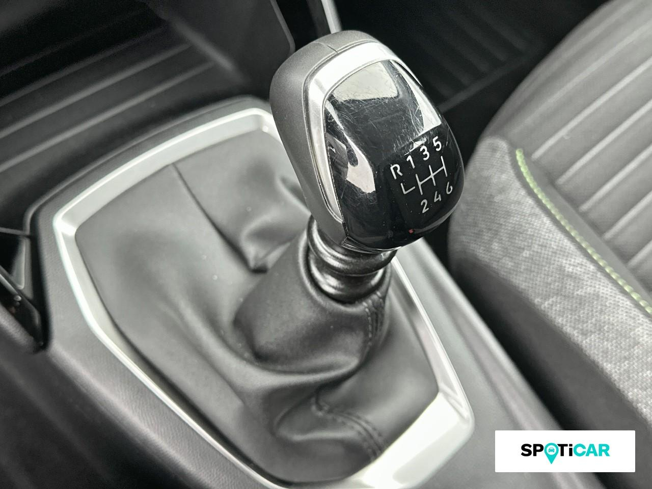 Peugeot 208 1.2 puretech 100ch s&s active — photo 14