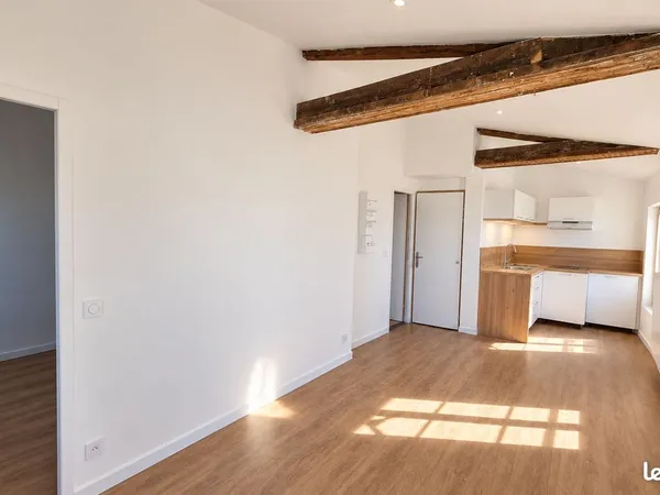 Appartement T2 refait à neuf
