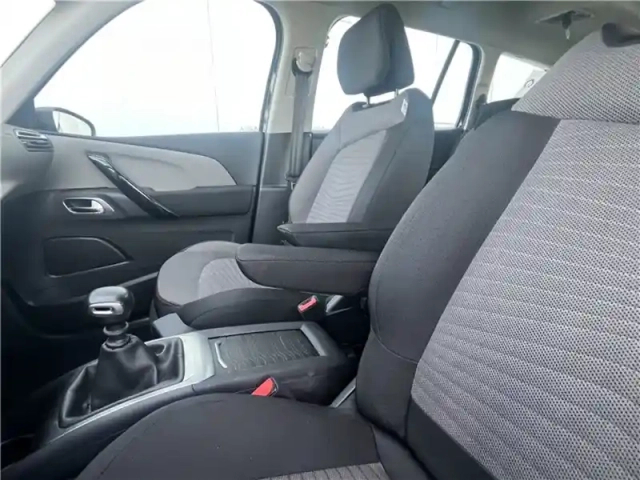 Citroën C4 Picasso puretech 130 s&amp;s bvm6 — photo 20