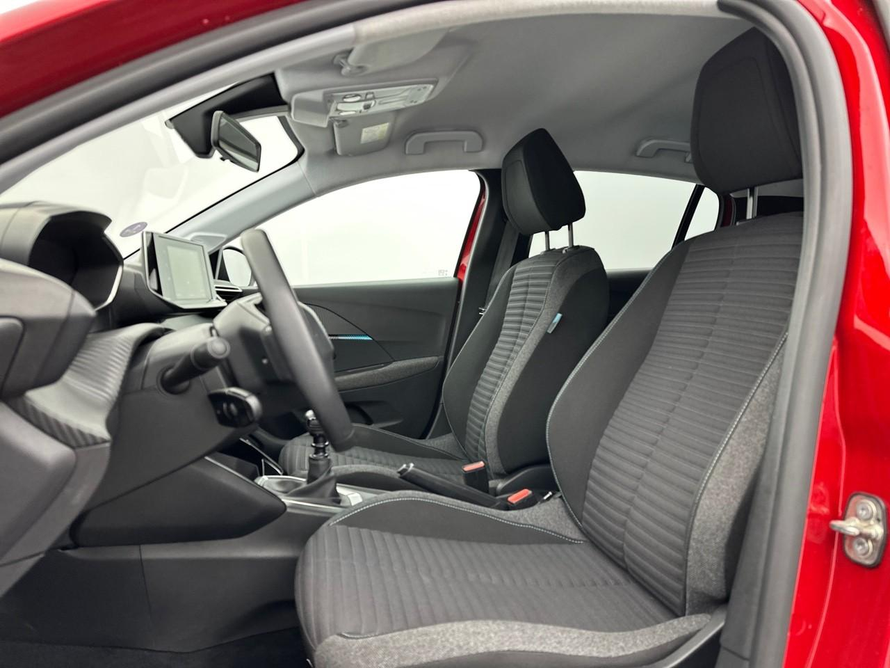 Peugeot 208 puretech 100 s&s bvm6 style — photo 9