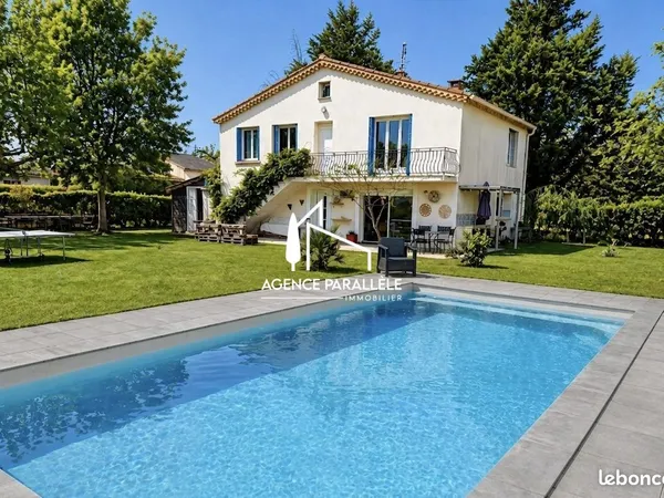 Maison 6 pièces 146 m²
