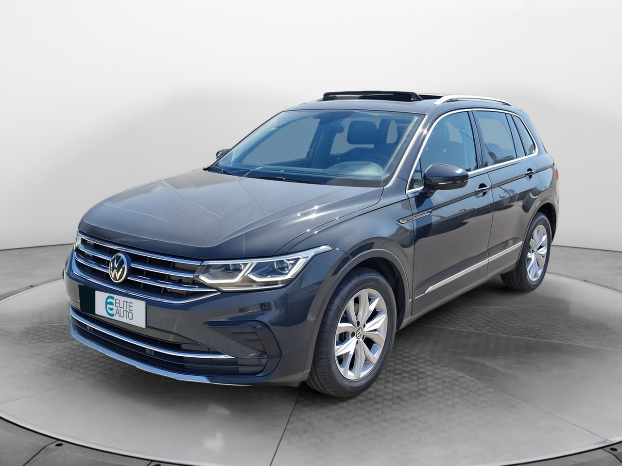 Volkswagen TIGUAN Tiguan 2.0 TDI 150ch DSG7 Elegance — photo 1