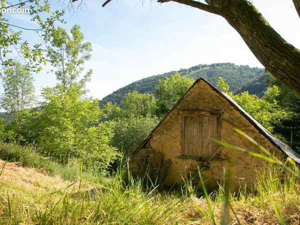 Granges avec Terrain