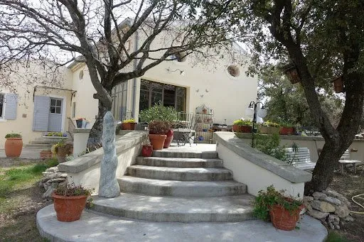Maison 9 pièces 320 m²