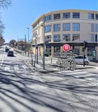 à louer - local commercial d'angle - pont de l'arc