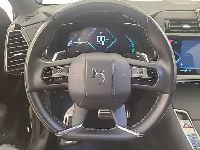 Ds Ds 7 ds7 crossback hybride e-tense 300 eat8 4x4 — photo 13