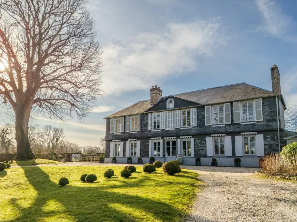 Honfleur Côte de Grâce Maison d'armateur sur deux hectares avec piscine