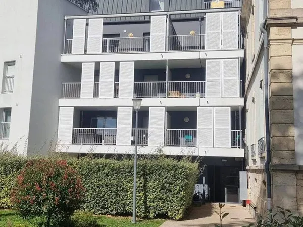 Studio 1 pièce 35 m²