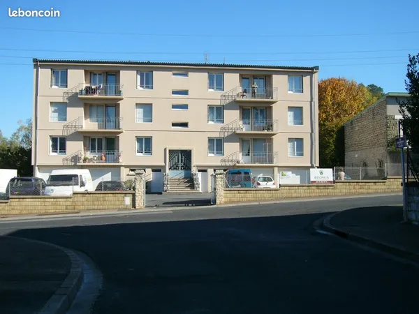 Immeuble de rapport 24 pièces 420 m²
