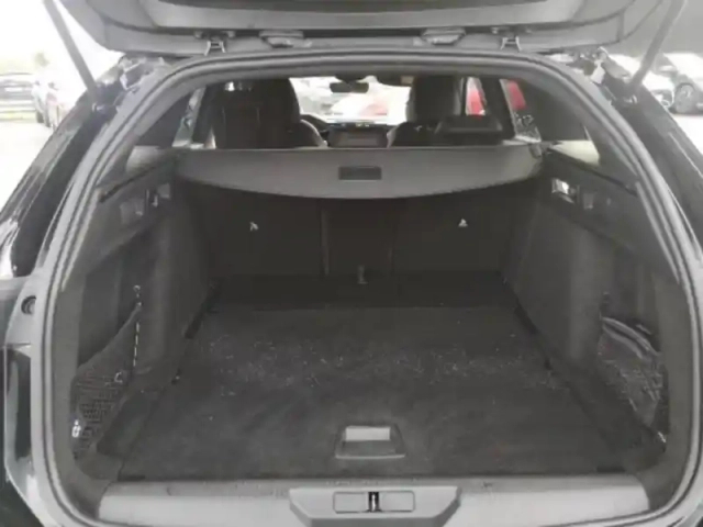 Peugeot 308 sw 1.5 bluehdi 130ch s&amp;s gt eat8 — photo 13